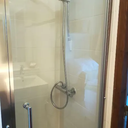 Otel La Croix Des Bois